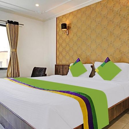 Treebo Varsha Palace Aurangabad  Eksteriør bilde