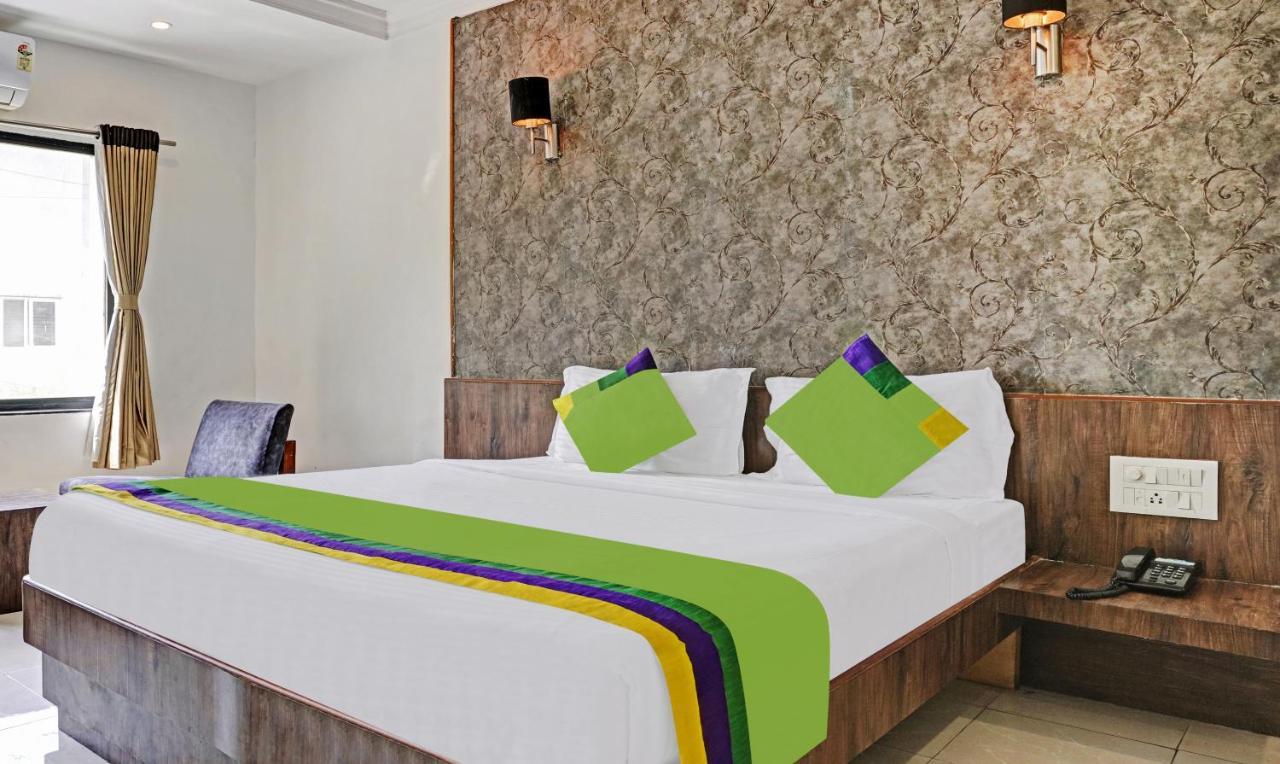 Treebo Varsha Palace Aurangabad  Eksteriør bilde